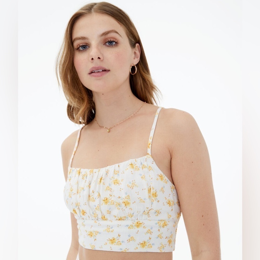 NWT Aeropostale Floral Cropped Cami Size Small